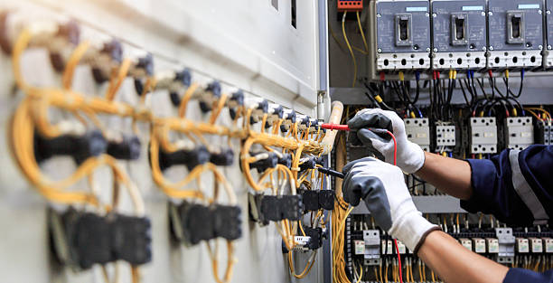 Professional Electrician technician working in Agua Dulce, TX